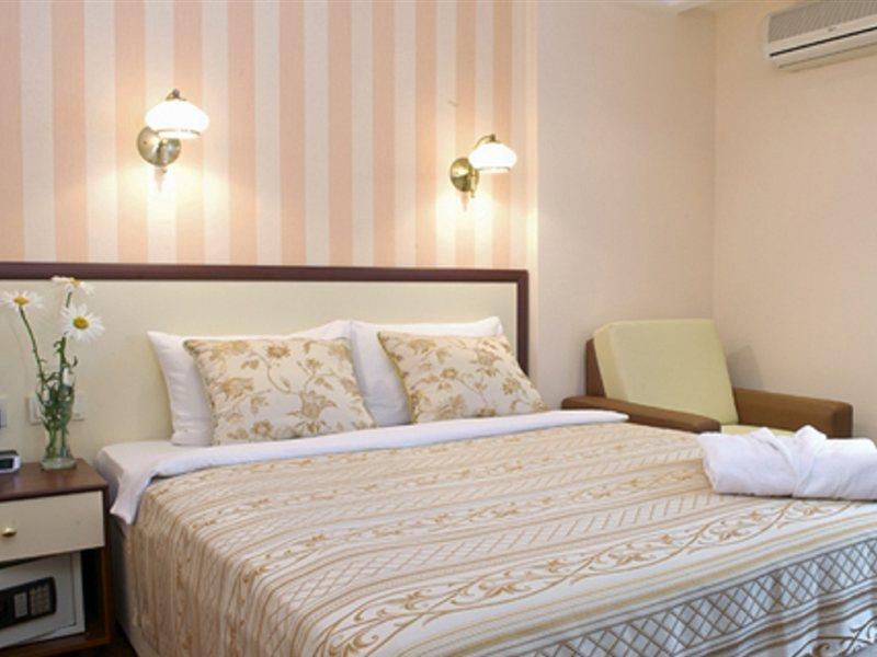 Raziotel ครือวอยร็อก ภายนอก รูปภาพ